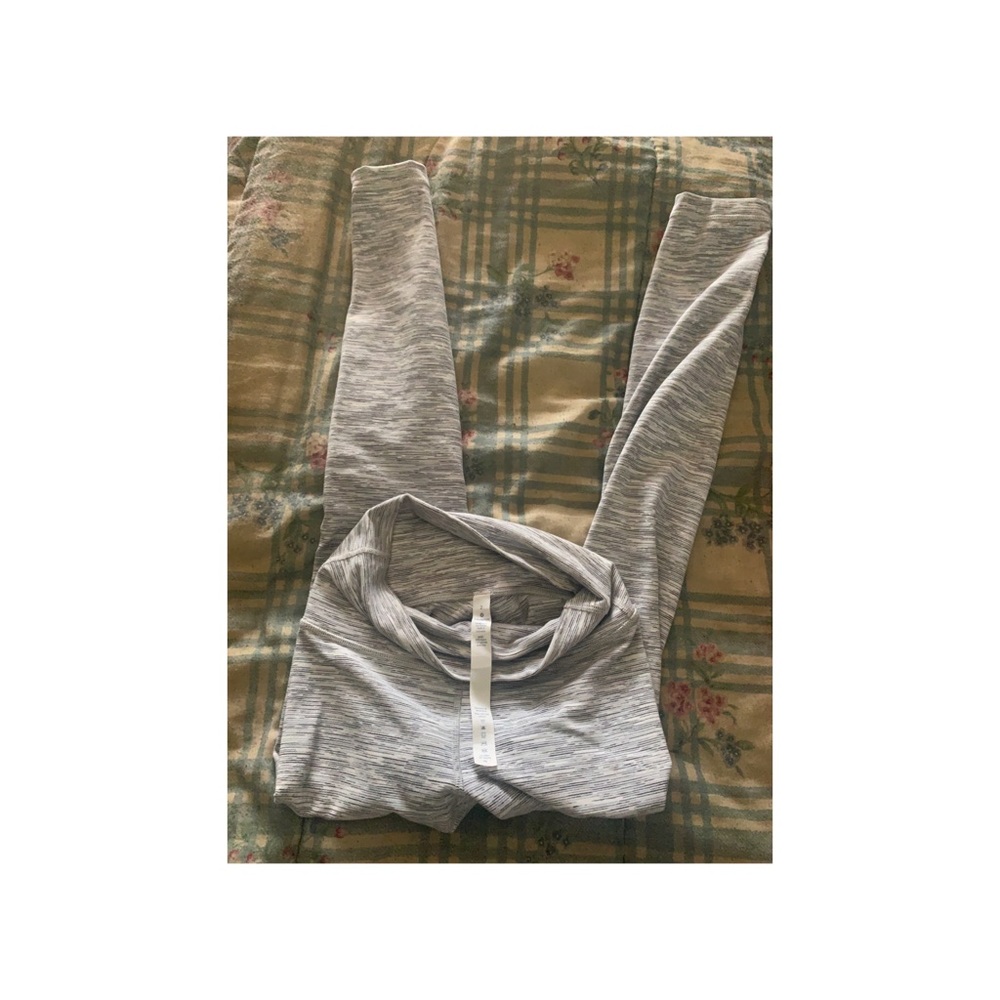 Lululemon high times pants size 2 - Picture 3 of 5